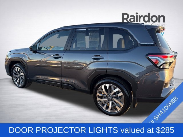 Used 2025 Subaru Forester Touring AWD/4WD image 4