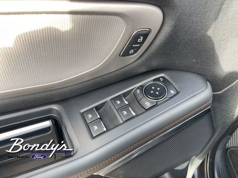 Used 2025 Ford Expedition Max Active image 8