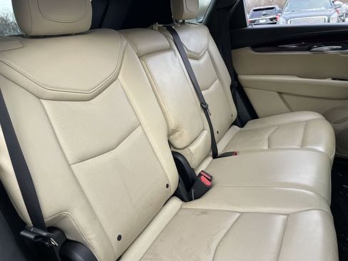 Used 2017 Cadillac XT5 Luxury w/ Driver Awareness Package image 15