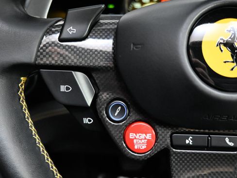 Used 2022 Ferrari Portofino M RWD image 80