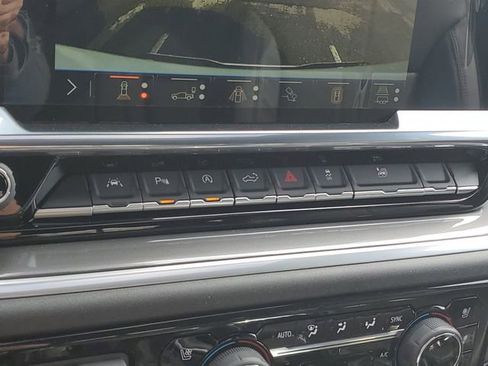 New 2026 Chevrolet Silverado 1500 High Country image 29