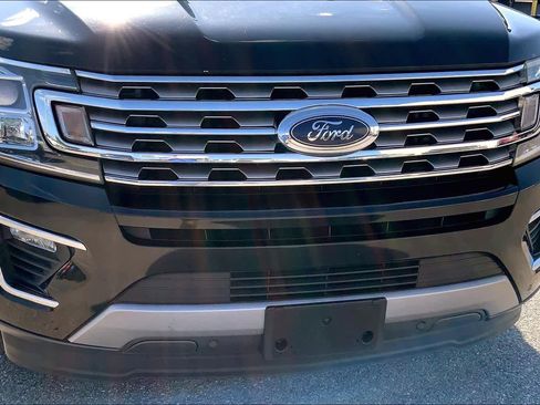 Used 2020 Ford Expedition Max Limited RWD image 29