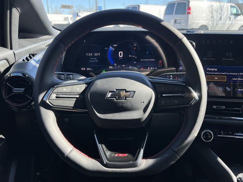 New 2025 Chevrolet Equinox EV RS w/ Convenience Package II image 20