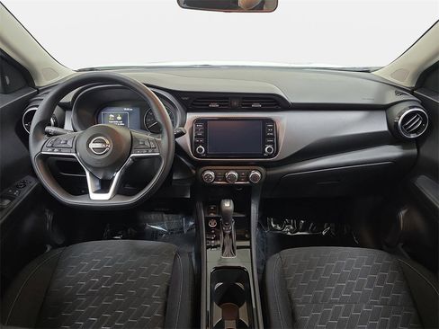 Used 2024 Nissan Kicks SV image 10
