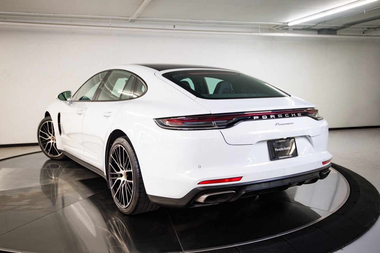 Certified 2023 Porsche Panamera image 3