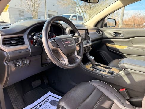 Used 2017 GMC Acadia Denali w/ Technology Package image 6