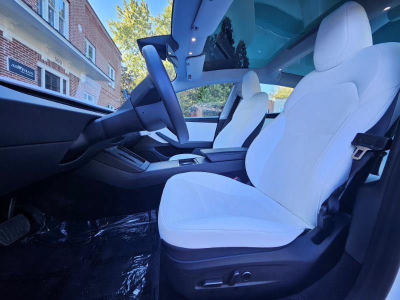Used 2025 Tesla Model 3 Long Range RWD image 36