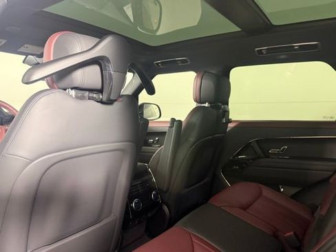 New 2025 Land Rover Range Rover Sport Dynamic SE AWD/4WD image 25