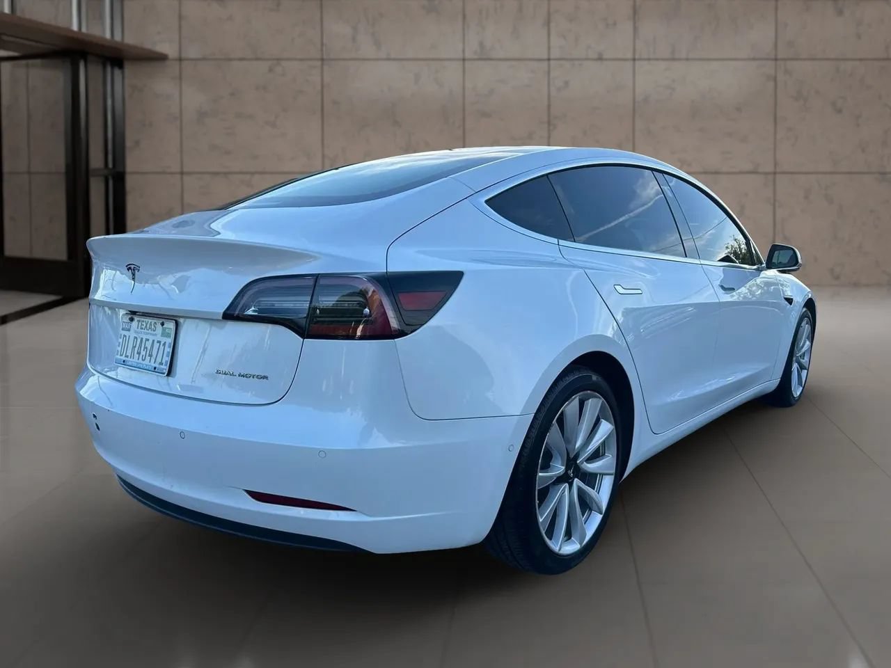 Used 2018 Tesla Model 3 Long Range AWD/4WD image 11