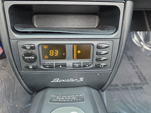 Used 2001 Porsche Boxster S image 15