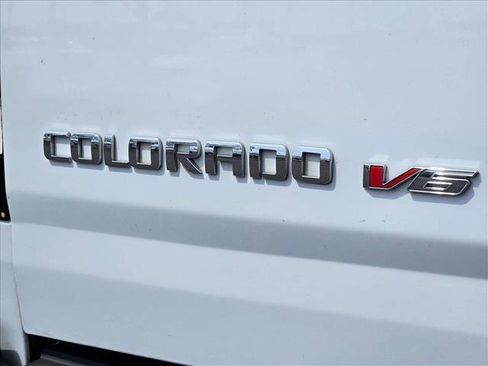 Used 2019 Chevrolet Colorado ZR2 image 30