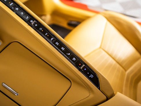 Used 2023 Chevrolet Corvette Stingray Premium Cpe w/ Z51 Performance Package image 29