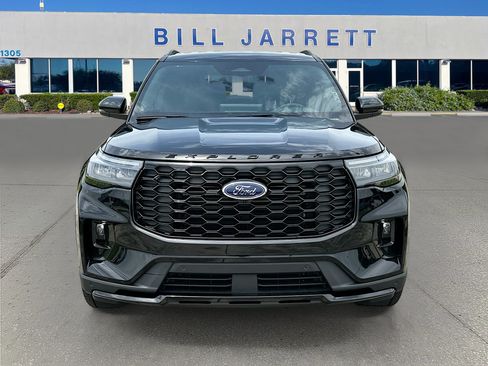 New 2026 Ford Explorer ST-Line w/ ST-Line Street Pack RWD image 2