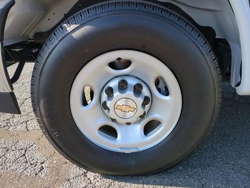 New 2025 Chevrolet Express 3500 w/ Power Convenience Package RWD image 10