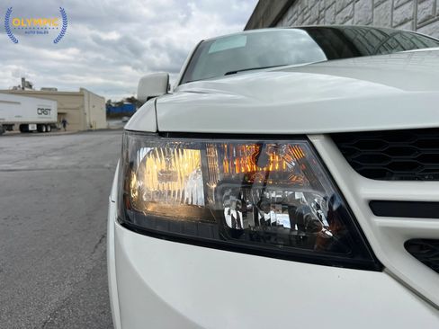 Used 2019 Dodge Journey GT image 15