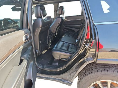 Used 2014 Jeep Grand Cherokee Limited w/ Trailer Tow Group IV image 29
