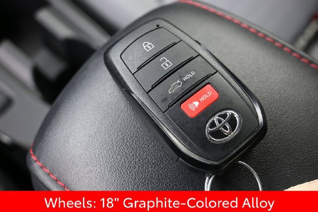 Certified 2025 Toyota Corolla SE w/ Convenience Package FWD image 17