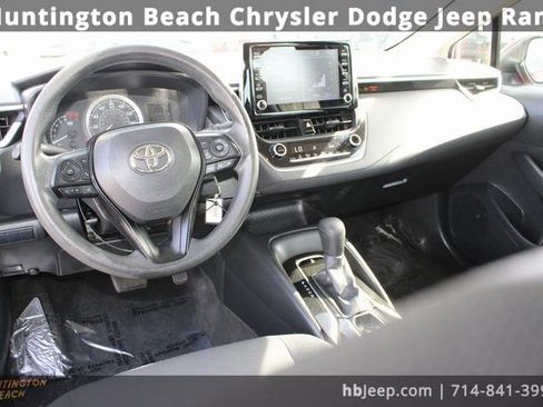 Used 2020 Toyota Corolla LE image 13
