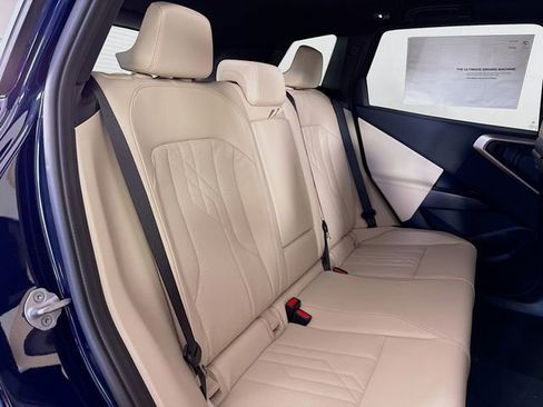 Used 2025 BMW X3 xDrive30i w/ Premium Package image 28