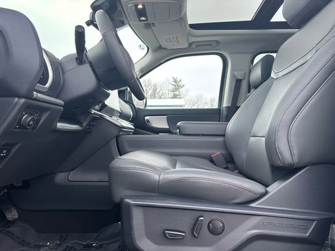 New 2025 Ford Expedition Max Active image 24