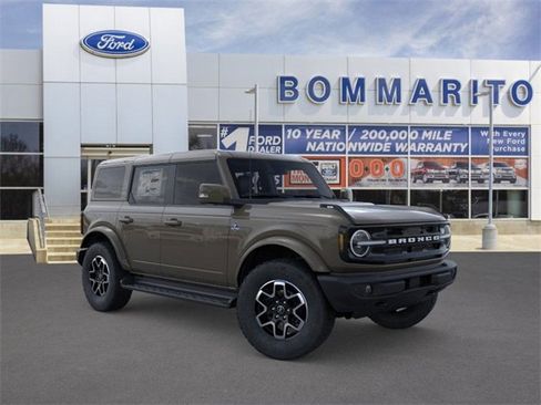 New 2025 Ford Bronco Outer Banks image 7
