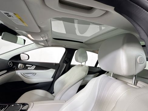 Used 2023 Mercedes-Benz E 350 4MATIC Sedan image 23