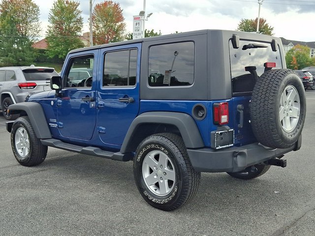 Used 2010 Jeep Wrangler Unlimited Sport AWD/4WD image 4