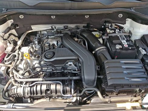 Certified 2023 Volkswagen Taos SEL AWD/4WD image 29