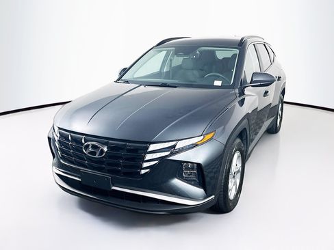 Used 2024 Hyundai Tucson SEL FWD image 3