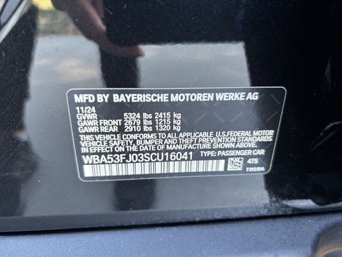 Certified 2025 BMW 530i xDrive w/ Premium Package image 37