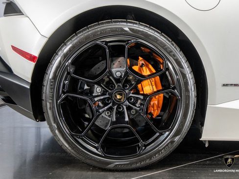 Used 2017 Lamborghini Huracan LP 610-4 image 37