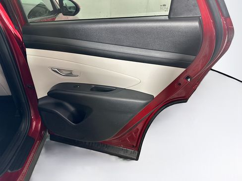 Used 2025 Hyundai Tucson SEL AWD/4WD image 30