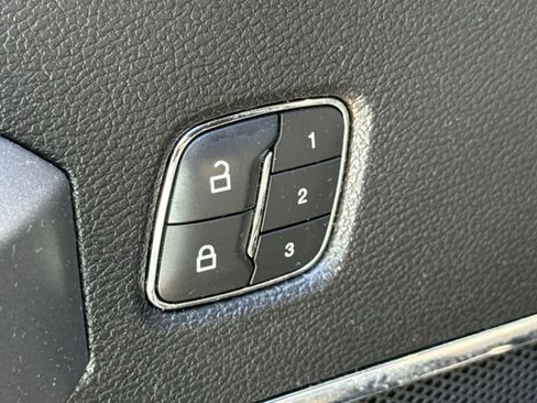 Used 2019 Ford F350 Platinum w/ Platinum Ultimate Package AWD/4WD image 20