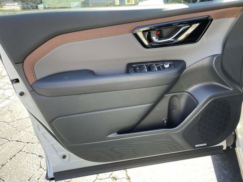 New 2026 Subaru Forester Sport image 15