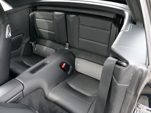 Used 2015 Porsche 911 Carrera image 23