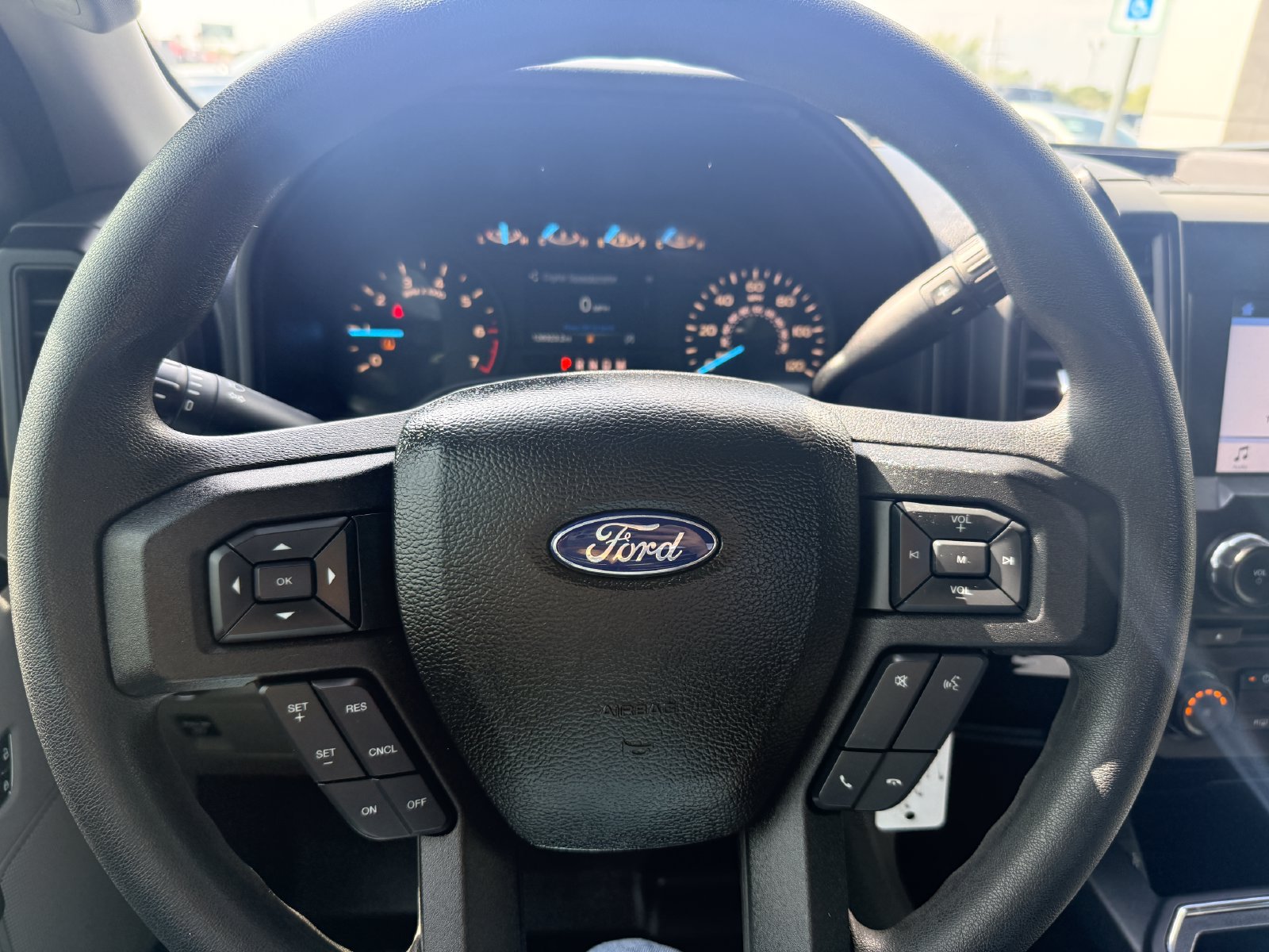 Used 2018 Ford F150 XL w/ Equipment Group 101A Mid AWD/4WD image 12