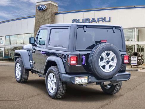 Used 2020 Jeep Wrangler Sport S image 2