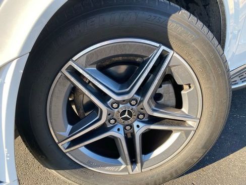 Used 2022 Mercedes-Benz GLE 350 4MATIC w/ AMG Line Exterior image 19