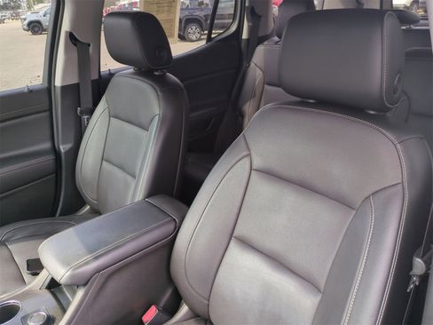 Certified 2019 GMC Acadia SLT image 20