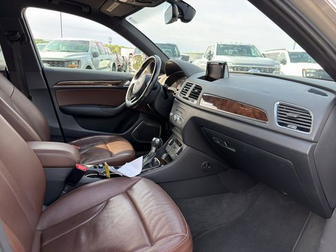 Used 2017 Audi Q3 2.0T Prestige w/ Prestige Package image 10