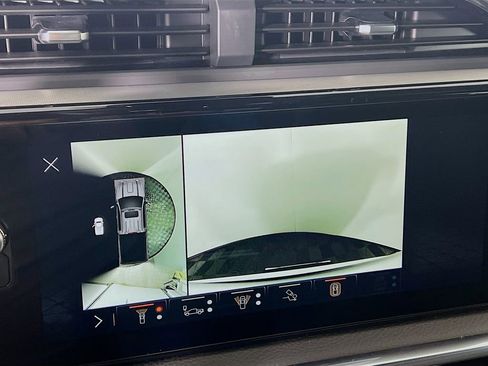 Certified 2025 GMC Sierra 2500 Denali image 12