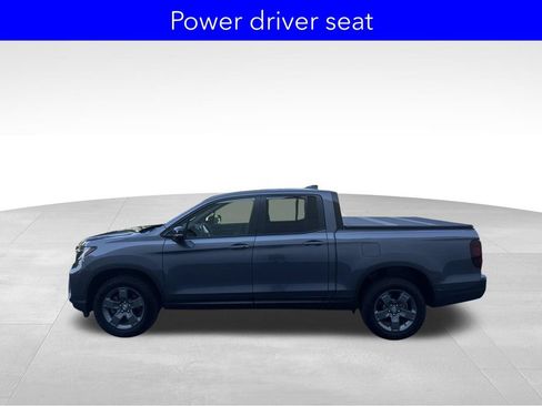 Certified 2025 Honda Ridgeline TrailSport image 9