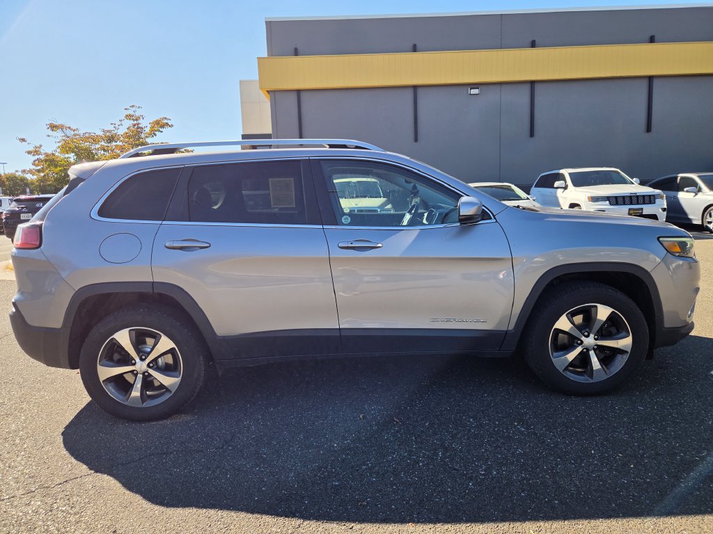 Used 2020 Jeep Cherokee Limited AWD/4WD image 8