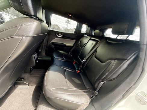 Used 2026 Jeep Compass Limited image 27