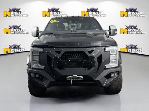 Used 2018 Ford F250 Platinum w/ Platinum Ultimate Package AWD/4WD image 2