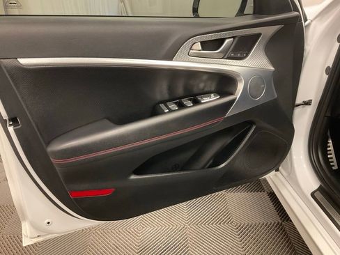 Used 2023 Genesis G70 2.0T w/ Sport Prestige Package AWD/4WD image 15