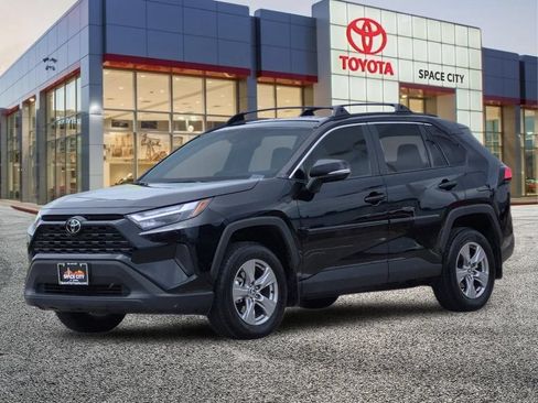 Certified 2024 Toyota RAV4 XLE AWD/4WD image 2