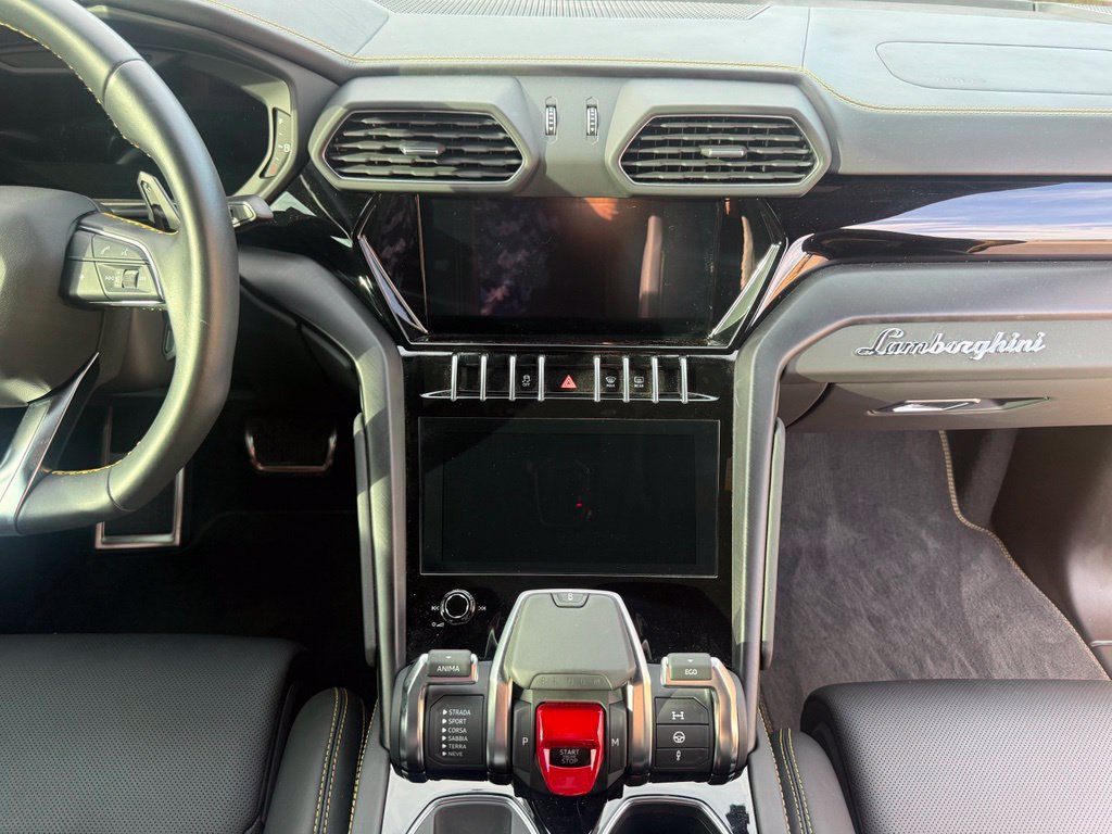 Used 2023 Lamborghini Urus S AWD/4WD image 20