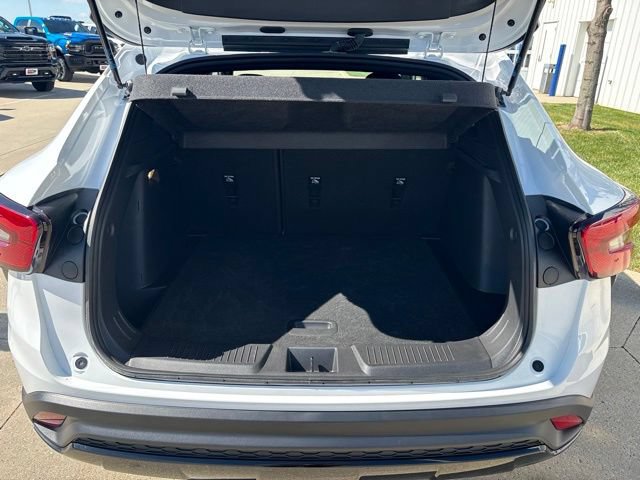 Certified 2024 Chevrolet Trax RS w/ Driver Confidence Package FWD image 22