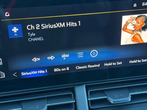 New 2026 Chevrolet Trax RS w/ Sunroof Package image 17